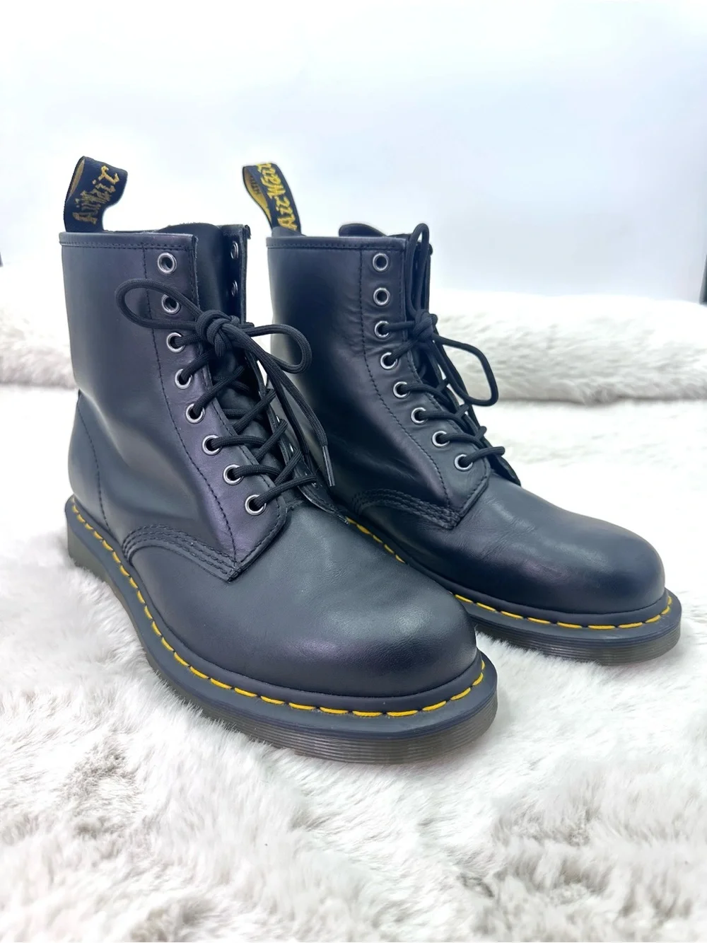 Dr. Martens 1460 Smooth Leather Lace-Up Combat Boots Black Men’s Size 9